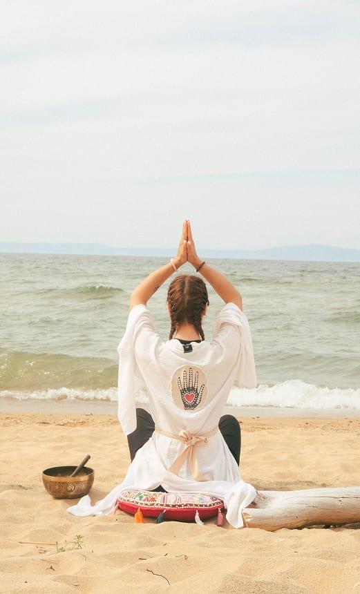 Медитация на берегу