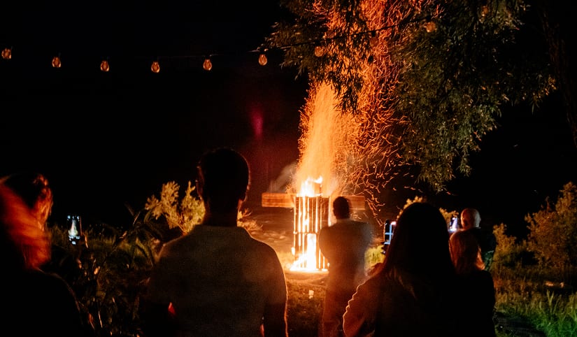 МОЛОДОСТЬ ТОЛЬКО НАЧИНАЕТСЯ